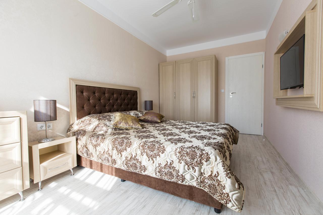 Harmony Suites - Dream Island Sunny Beach Eksteriør billede
