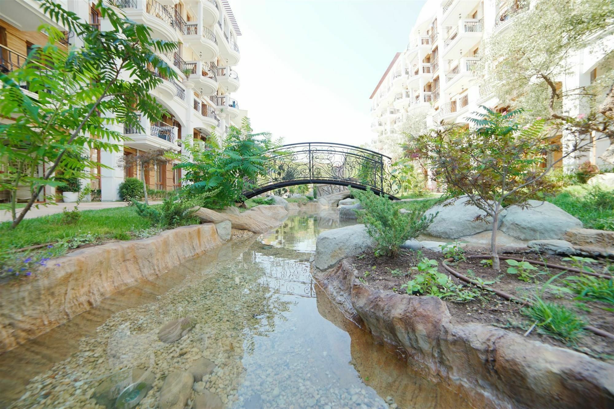 Harmony Suites - Dream Island Sunny Beach Eksteriør billede